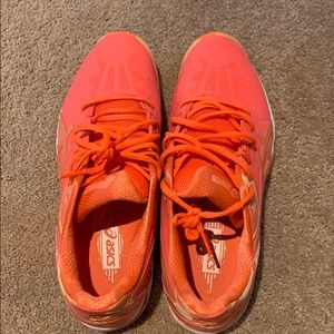 NEARLY PERFECT CONDITION!!  Tennis🎾 shoes